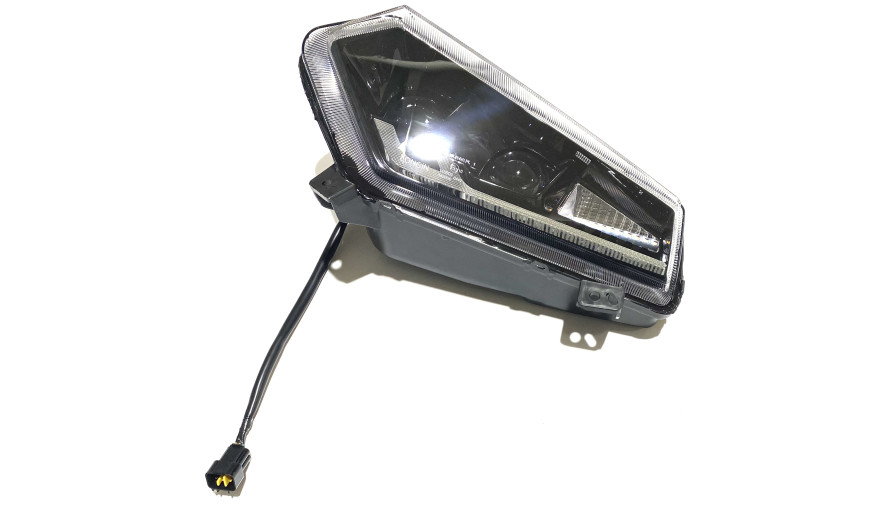 Фара левая Xwolf 700