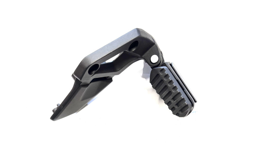 Подножка водителя правая в сборе с кронштейном For Matt Black Model