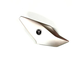 Облицовка передняя правая FOR SILVER GREY MODEL Облицовка передняя правая FOR SILVER GREY MODEL