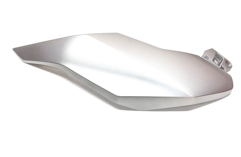 Облицовка передняя верхняя правая FOR SILVER GREY MODEL