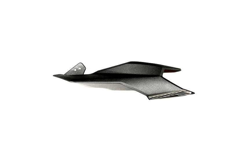 Облицовка под фарой правая For Matt Black Model