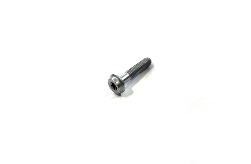 Болт M6*L28