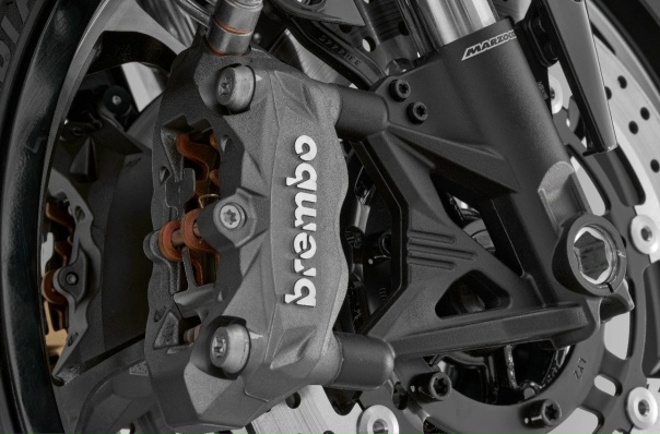 QJMOTOR SRK 421 RR — это не просто мотоцикл. Это заявление.